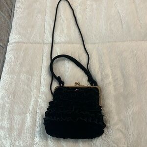 EUC TONY NYC black ruffled velour-feel toddler purse #10115